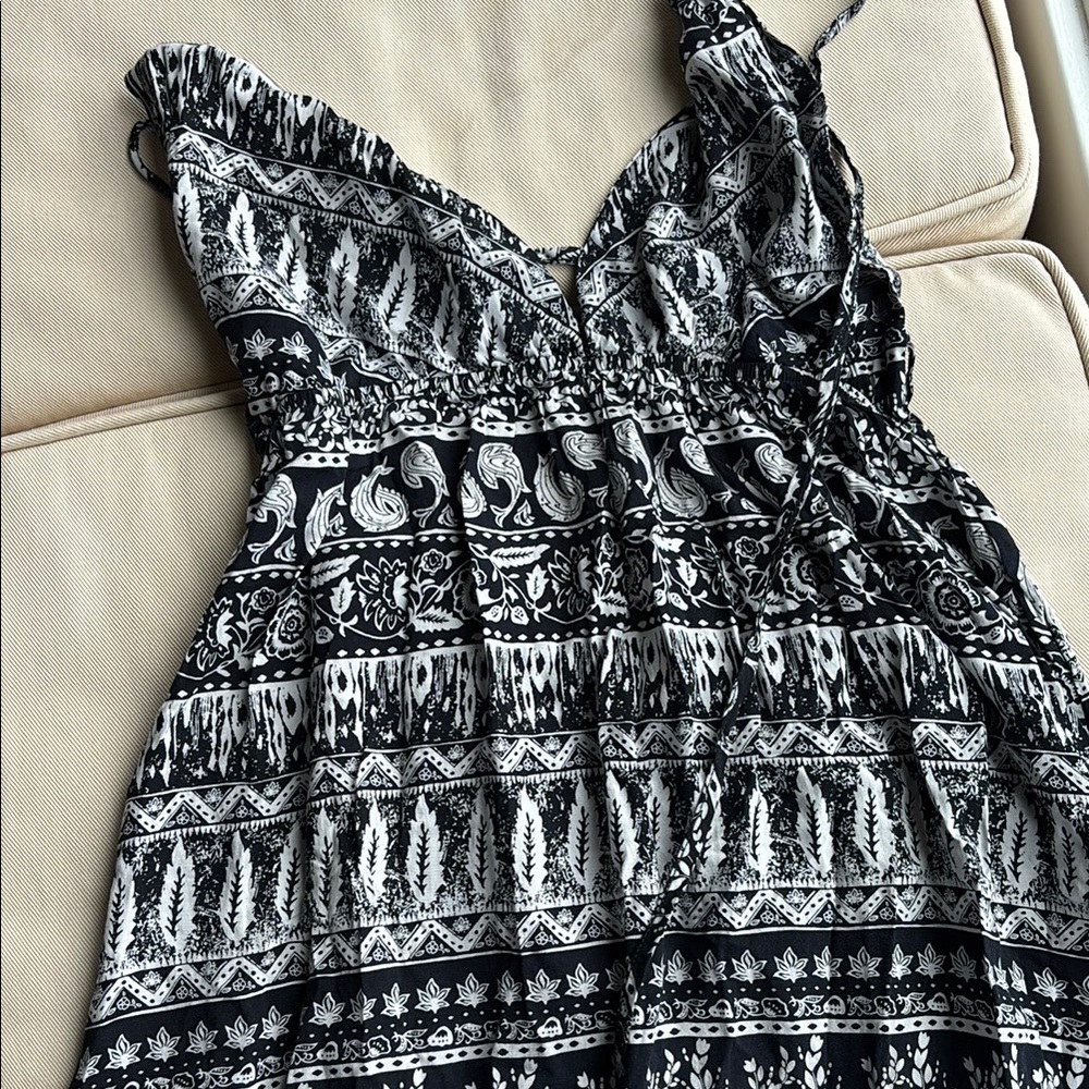 Elegant Black and White Patterned Dress by Forever 21